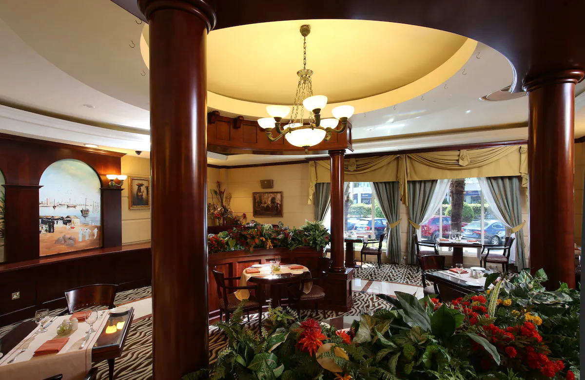 لابی هتل کارلتون پالاس